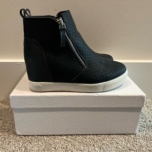 Black Zip-Up Wedge Sneakers – Size 8M